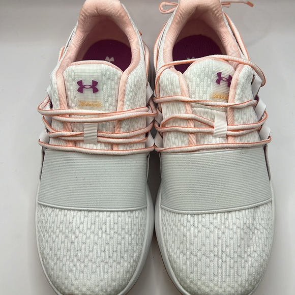Under Armour Charged Breathe Sneakers Women's 7 NIB - Picture 3 of 10